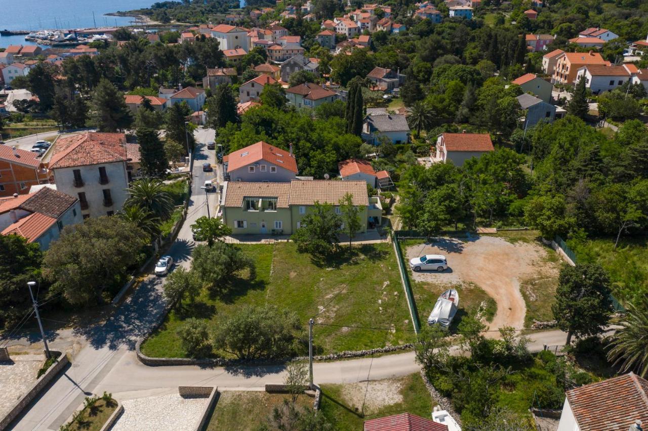 Apartmani Danica Nerezine Kültér fotó