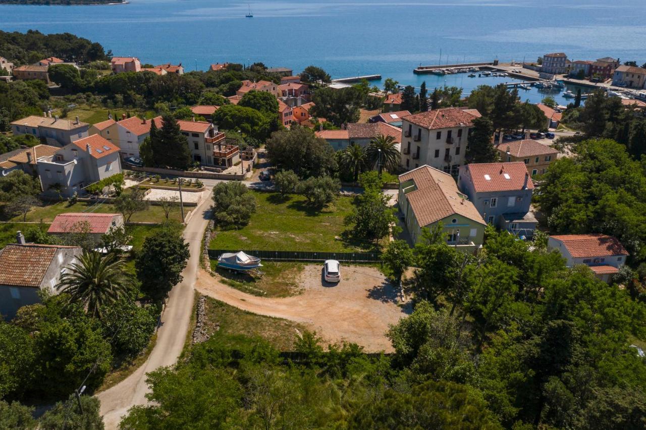 Apartmani Danica Nerezine Kültér fotó