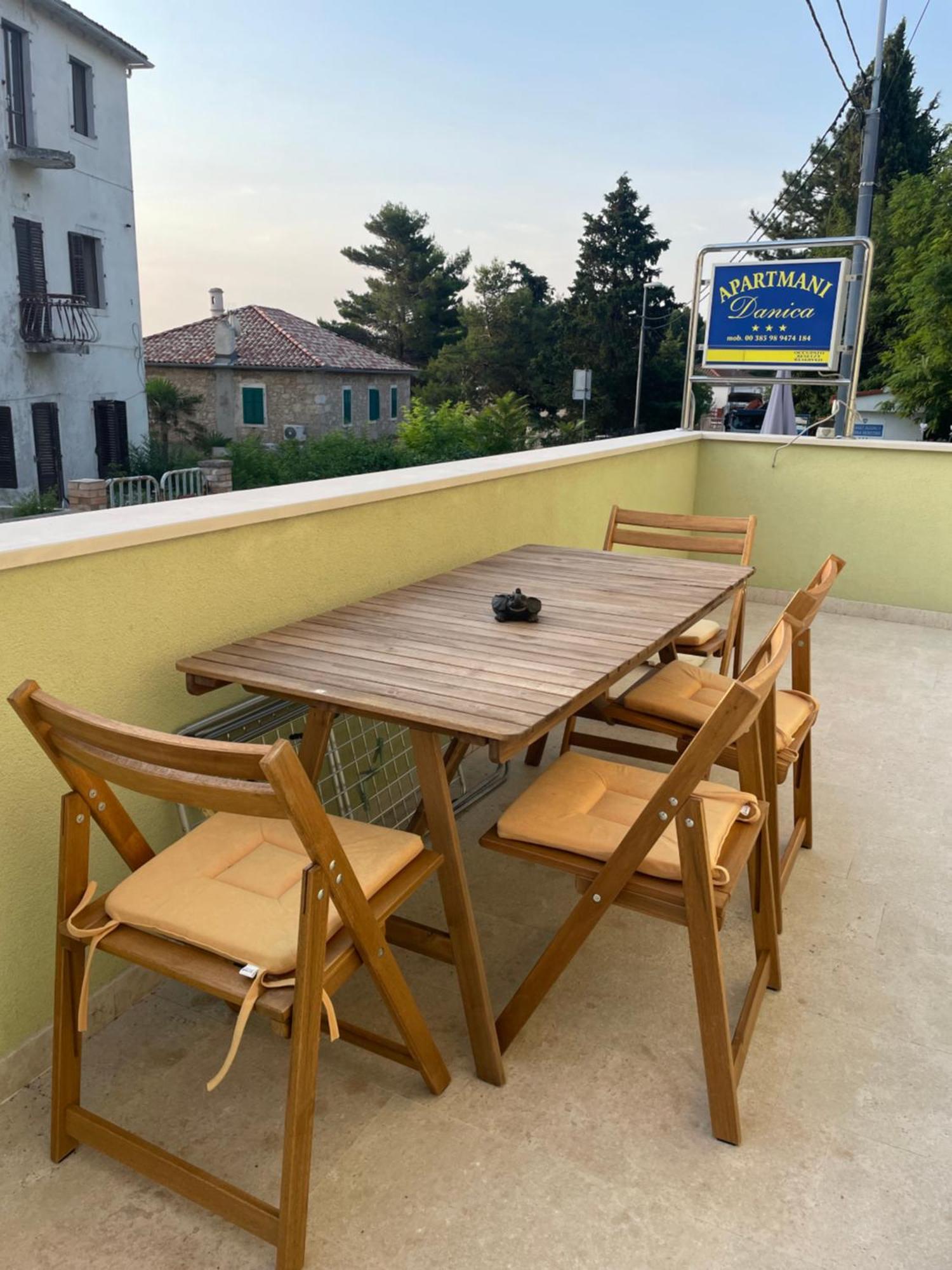 Apartmani Danica Nerezine Kültér fotó