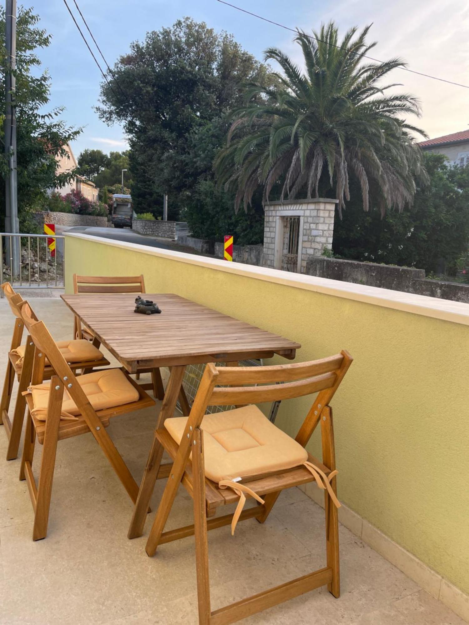 Apartmani Danica Nerezine Kültér fotó