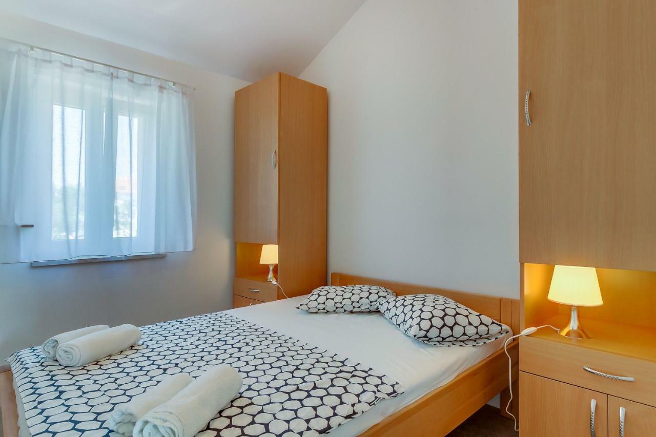 Apartmani Danica Nerezine Kültér fotó